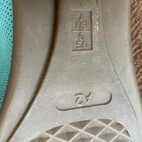 PRICE DROP! AEROSOLES A2 Ballet Flats - Blue with Gold Buckle - Size 9M - Picture 7 of 14